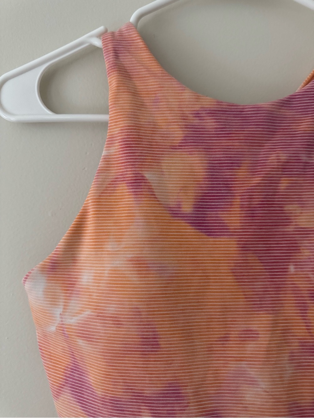 ATHLETA Conscious Crop Tie Dye M - Picture 4 of 12